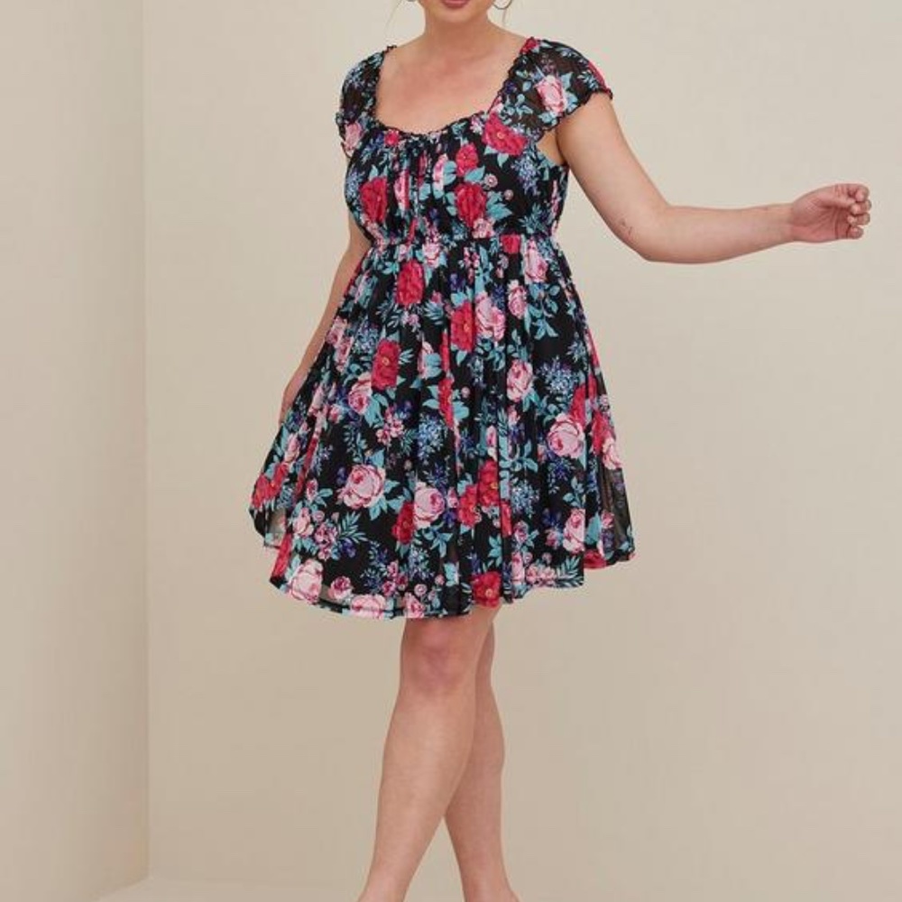 Image 1Sweetheart Mini Dress - Mesh Floral BlackSweetheart Mini Dress - Mesh Fl